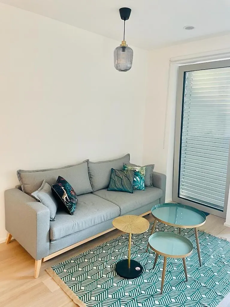 Beautiful One Bedroom In Center W Terrace & Parking Lucembursko Apartmán
